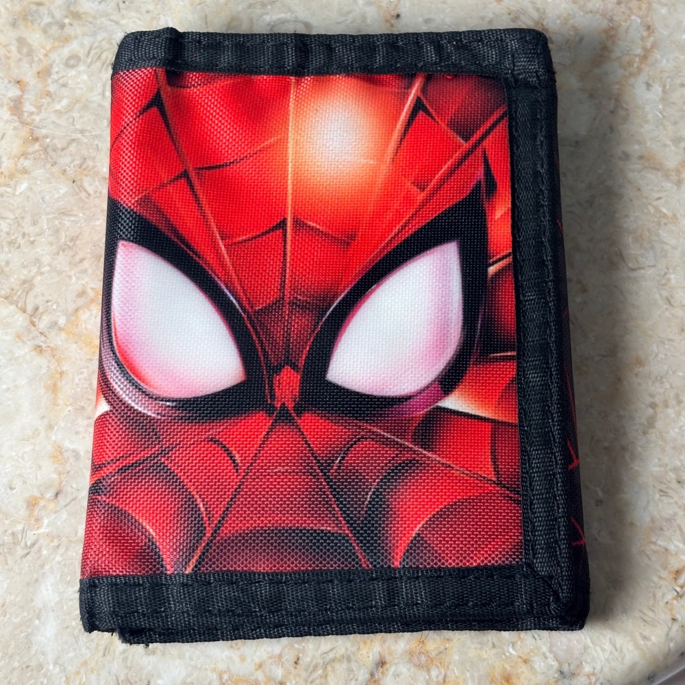 Marvel Spider-Man Trifold Wallet‎ OS Red Black Bioworld Canvas Velcro Closure